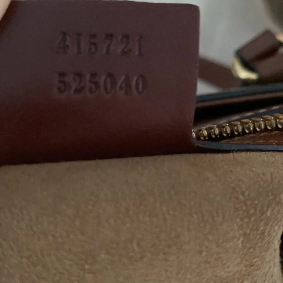 Auth GUCCI Monogram tote made in Italy - Picture 9 of 16